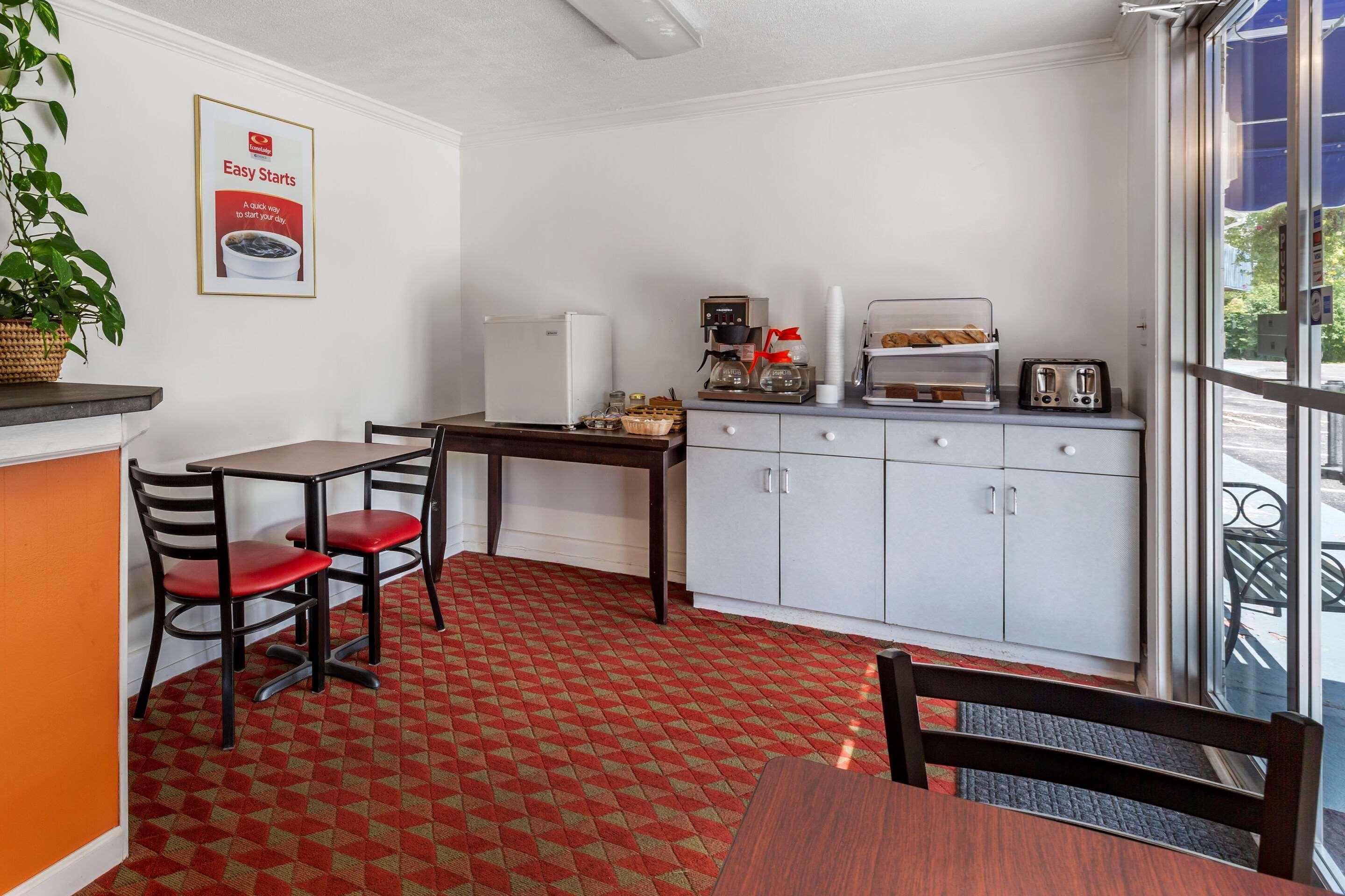 Econo Lodge Lee - Great Barrington Exterior foto